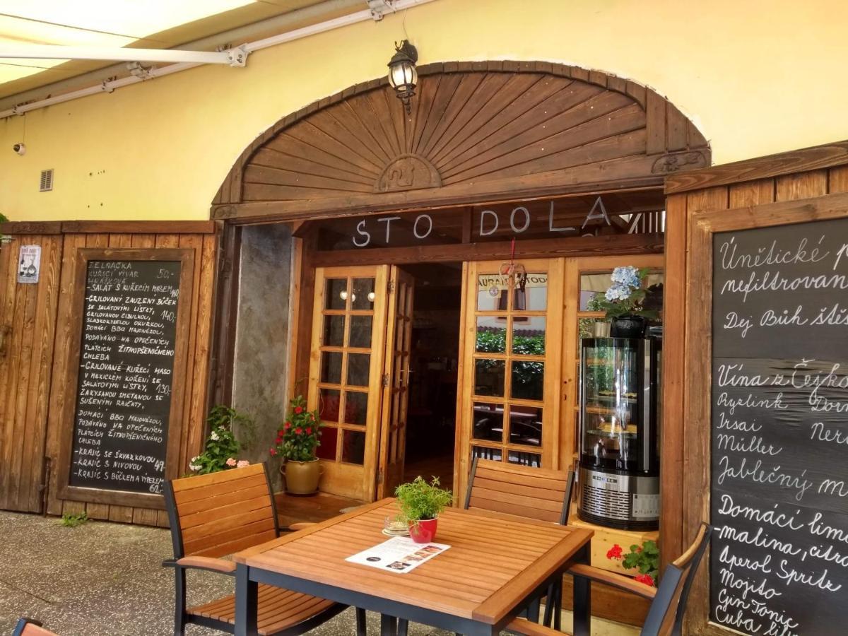 Stodola-Soukromy Apartman Pro Dva S Venkovni Virivkou Karlstejn Ngoại thất bức ảnh